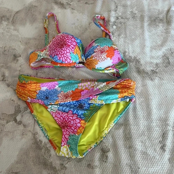 Bleu Rod Beattie Fresh Picks Underwire Swim Bikini Top and Bottom - Picture 8 of 11